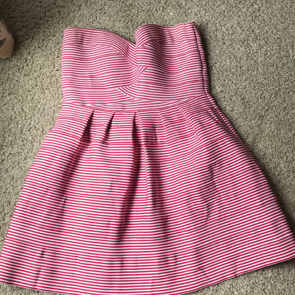 Sleeveless dress